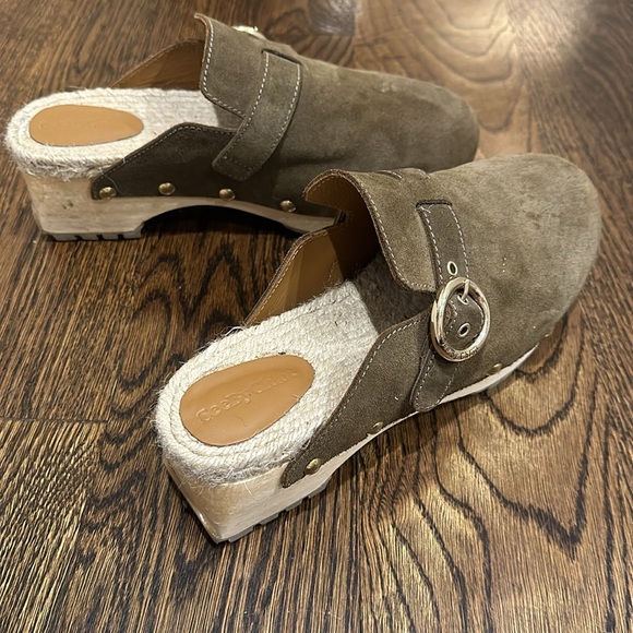 See by Chloe Viviane Clogs in Light Brown/Green - Picture 4 of 5